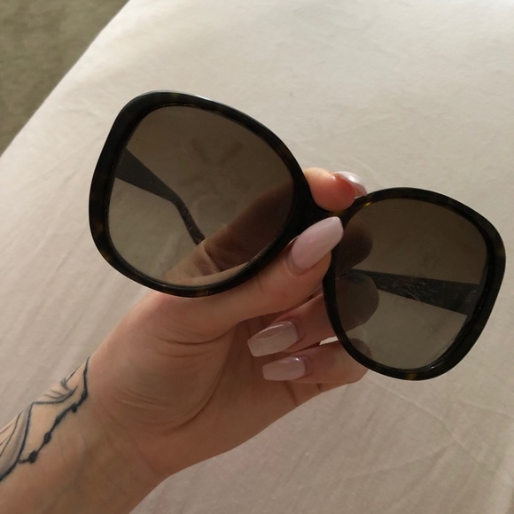 burberry sunglasses